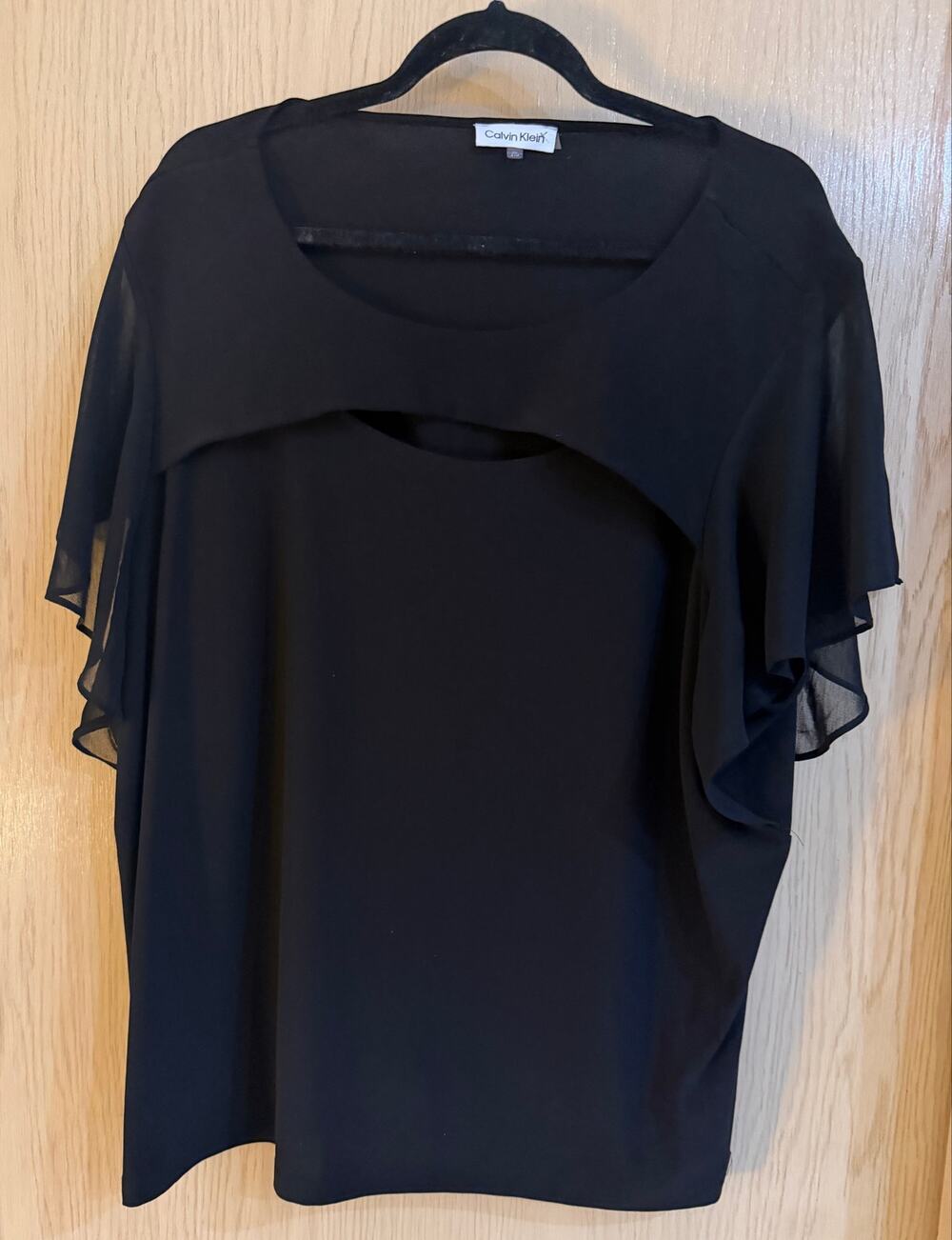 Calvin Klein Black Sheer Flutter Cape Sleeve Blouse Plus Size 2X